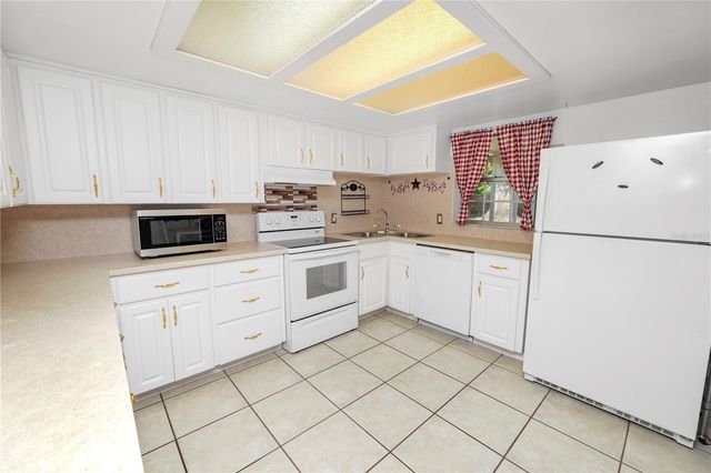 5503 LORRAINE STREET, Lakeland, FL 33810