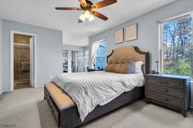 95 Stonehedge Ct, Franklin Twp., NJ 08873