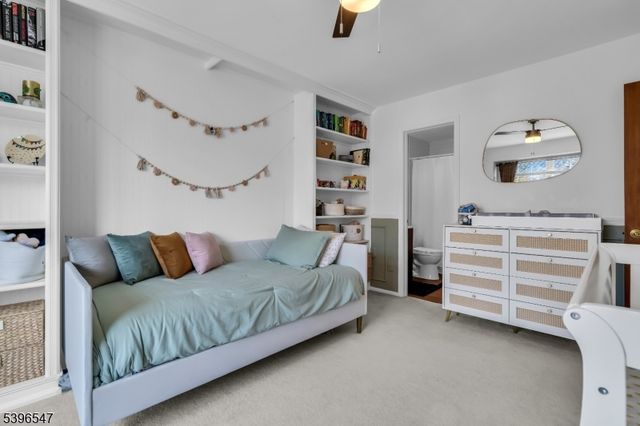 95 Stonehedge Ct, Franklin Twp., NJ 08873