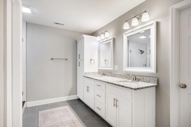 482 Candytuft Lane, Hixson, TN 37343