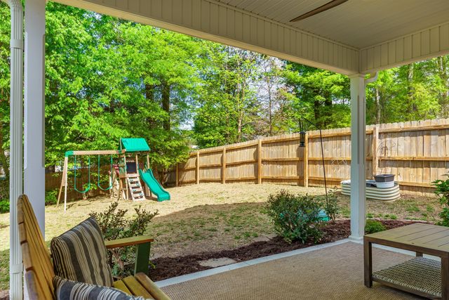482 Candytuft Lane, Hixson, TN 37343