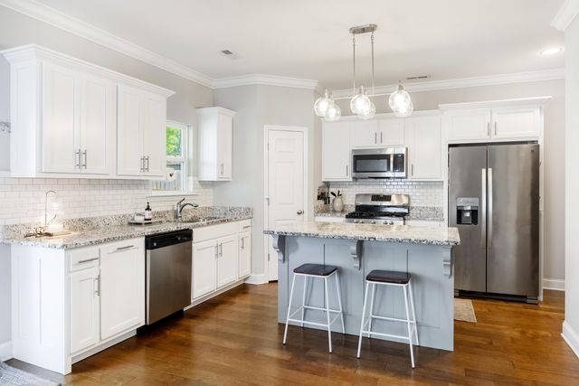 482 Candytuft Lane, Hixson, TN 37343