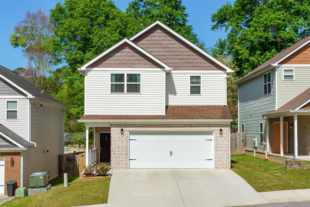 482 Candytuft Lane, Hixson, TN 37343
