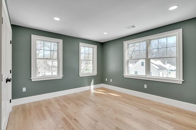 1 Cushing Street, Lexington, MA 02420