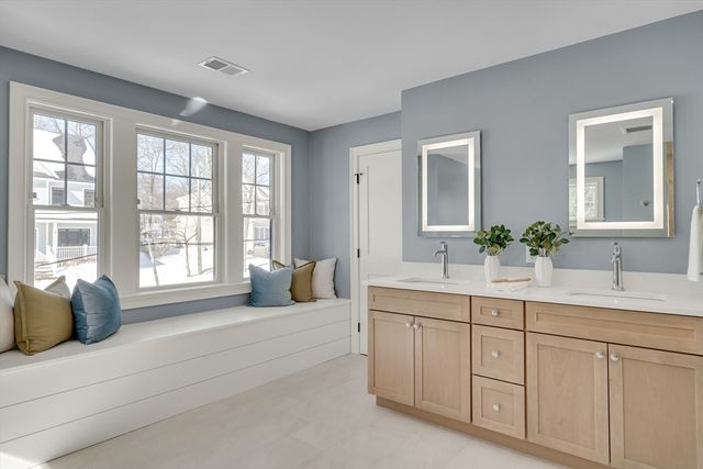 1 Cushing Street, Lexington, MA 02420