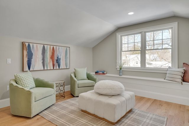 1 Cushing Street, Lexington, MA 02420