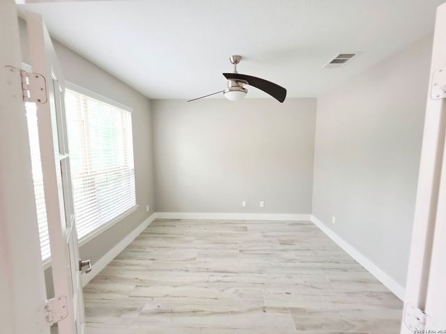 4822 La Santa Rd, San Antonio, TX 78253