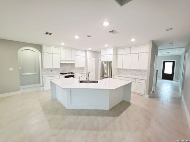 4822 La Santa Rd, San Antonio, TX 78253