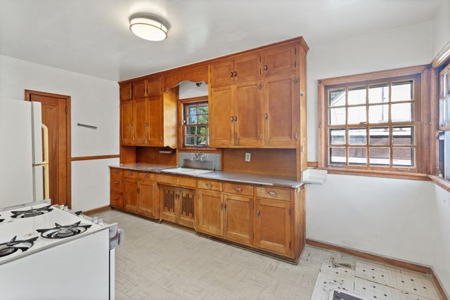 1755 Maryland Avenue E, Saint Paul, MN 55106