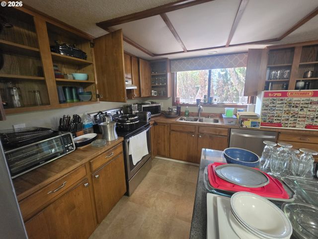15503 Ne 76TH St, Vancouver, WA 98682