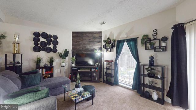 36 KINGS WHARF PL, Waldorf, MD 20602