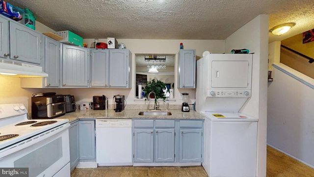 36 KINGS WHARF PL, Waldorf, MD 20602