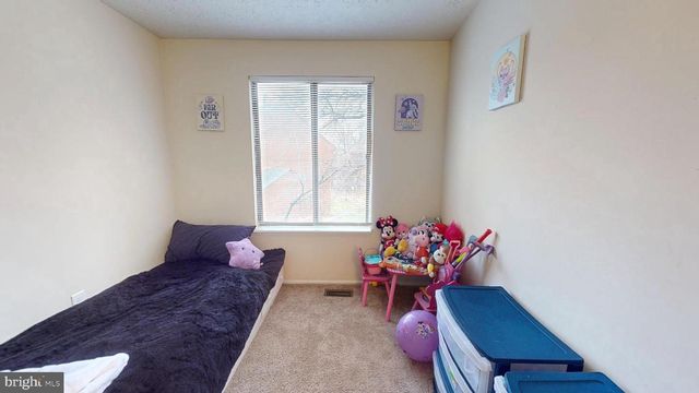 36 KINGS WHARF PL, Waldorf, MD 20602