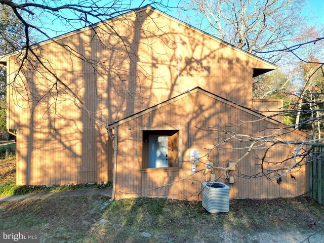 36 KINGS WHARF PL, Waldorf, MD 20602