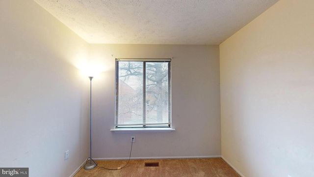 36 KINGS WHARF PL, Waldorf, MD 20602