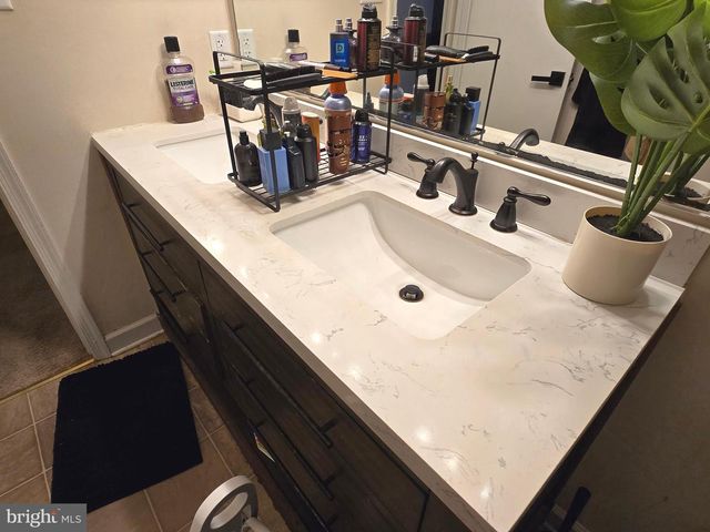 36 KINGS WHARF PL, Waldorf, MD 20602