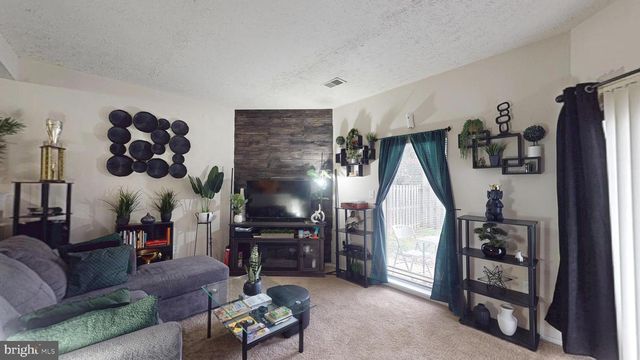 36 KINGS WHARF PL, Waldorf, MD 20602