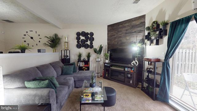 36 KINGS WHARF PL, Waldorf, MD 20602