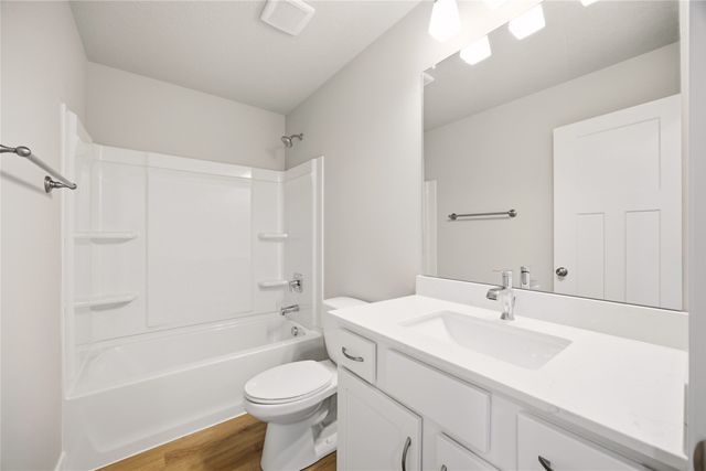 2310 Chan Drive, Adel, IA 50003