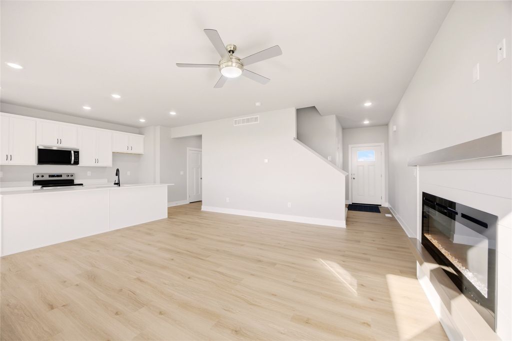 2310 Chan Drive, Adel, IA 50003