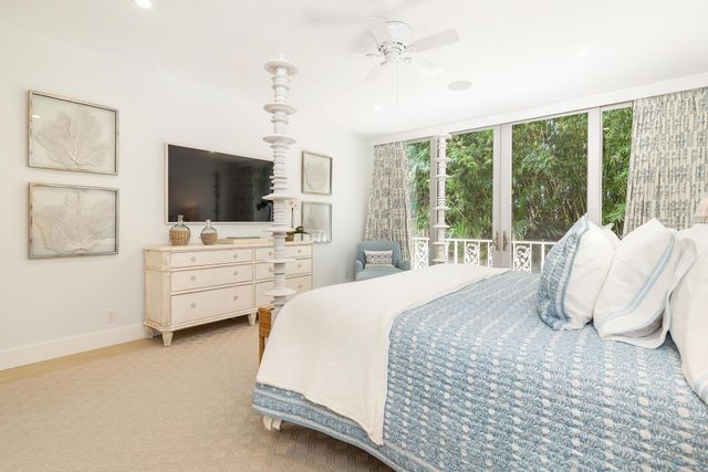 401 Worth Avenue 201, Palm Beach, FL 33480