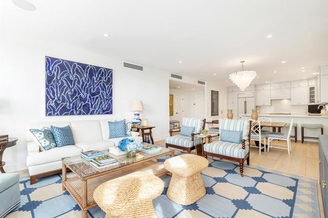 401 Worth Avenue 201, Palm Beach, FL 33480