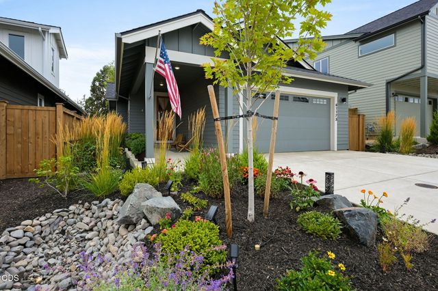 61173 SE Wagyu Drive, Bend, OR 97702