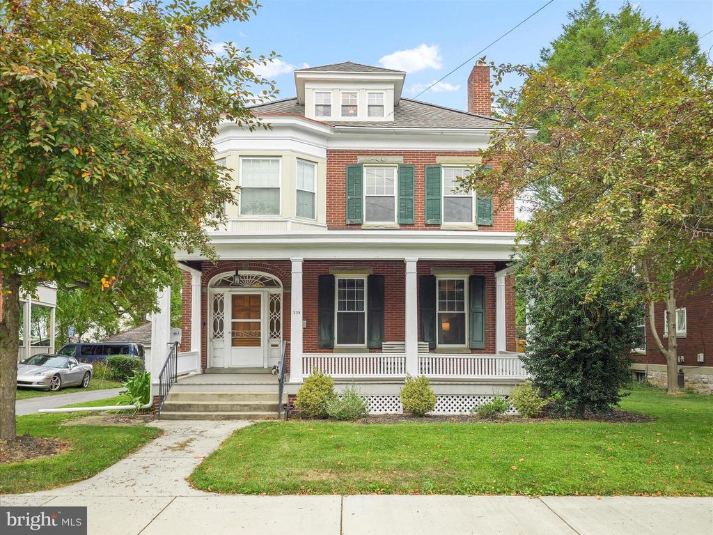 223 E THIRD ST, Waynesboro, PA 17268