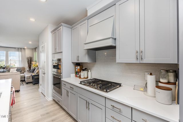 2866 Hunter Woods Drive, Apex, NC 27502