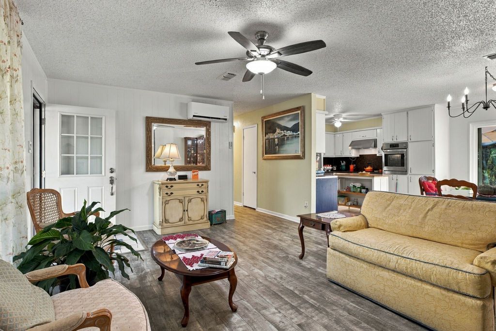 1300 Oak Country, Weatherford, TX 76085 — photo 4