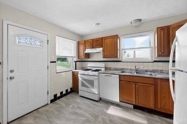 567 Greenwell Avenue, Delhi Twp, OH 45238