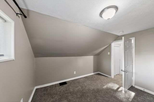 567 Greenwell Avenue, Delhi Twp, OH 45238