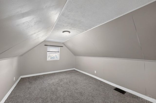 567 Greenwell Avenue, Delhi Twp, OH 45238