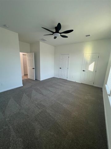 226 S Y Street, La Porte, TX 77571