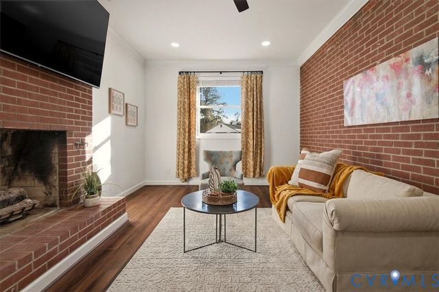 2720 Omega Rd, Glen Allen, VA 23228