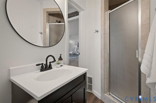 2720 Omega Rd, Glen Allen, VA 23228