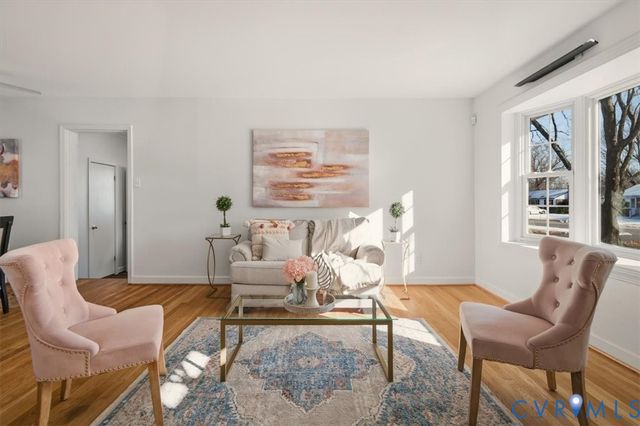 2720 Omega Rd, Glen Allen, VA 23228