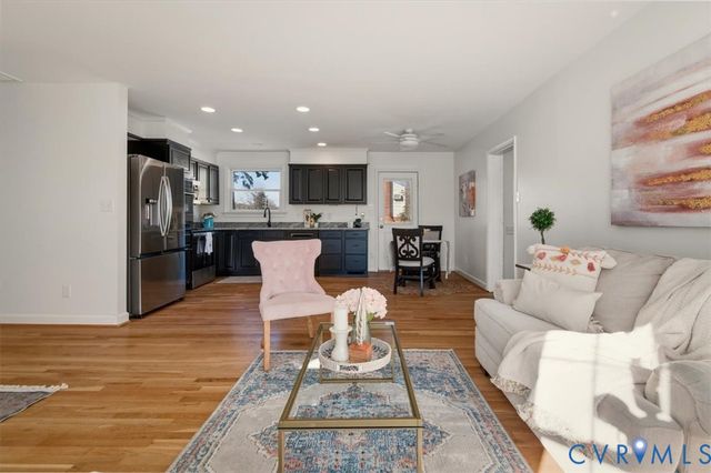 2720 Omega Rd, Glen Allen, VA 23228