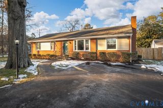 2720 Omega Rd, Glen Allen, VA 23228