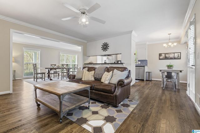 3511 VALLEY CIRCLE, Vestavia Hills, AL 35243