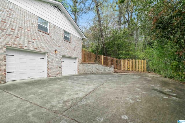 3511 VALLEY CIRCLE, Vestavia Hills, AL 35243