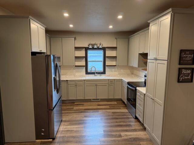W7731 Railroad STREET, Shiocton, WI 54170