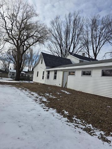 W7731 Railroad STREET, Shiocton, WI 54170
