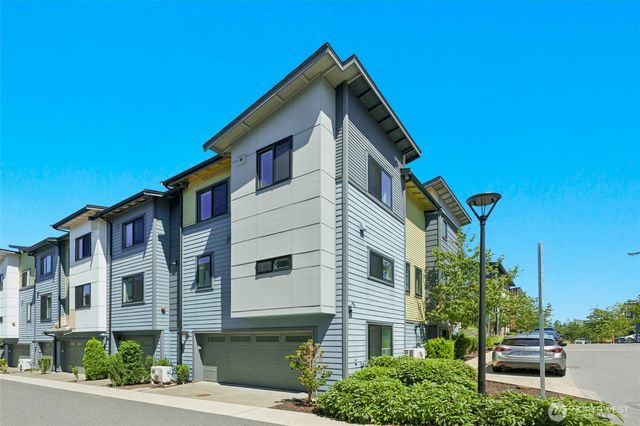537 Glacier Walk SE, Sammamish, WA 98074