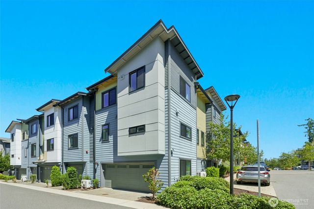 537 Glacier Walk SE, Sammamish, WA 98074