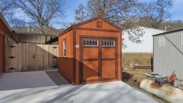 52 Autumn Lane, Salina, OK 74365