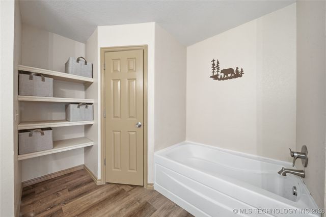 52 Autumn Lane, Salina, OK 74365