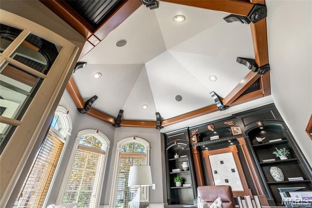 42 Windcastle Place, St Charles, MO 63304