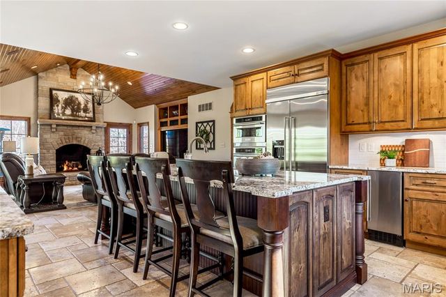 42 Windcastle Place, St Charles, MO 63304