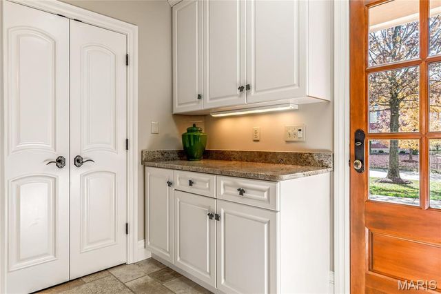 42 Windcastle Place, St Charles, MO 63304